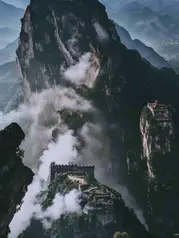 《古墓疑云：陷阱与背叛》